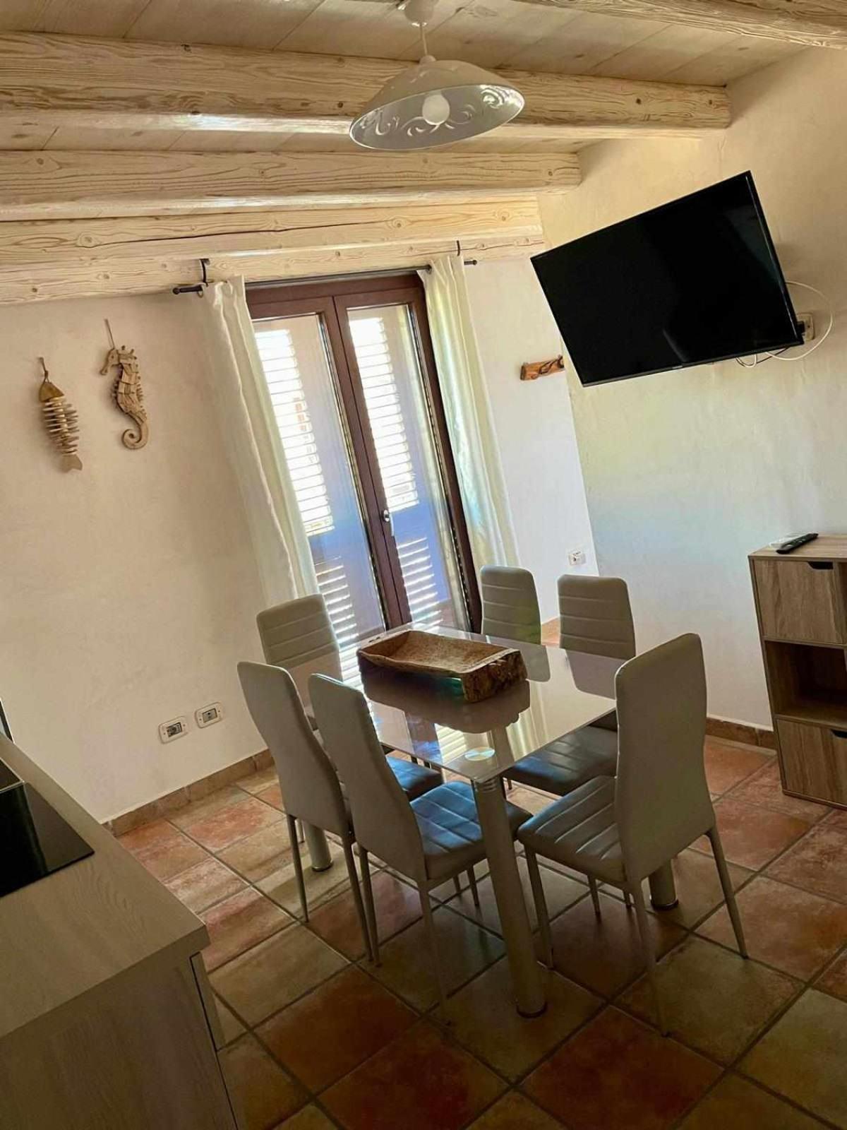 Villa Bianca Bb E Apartments Àrbatax Exteriör bild